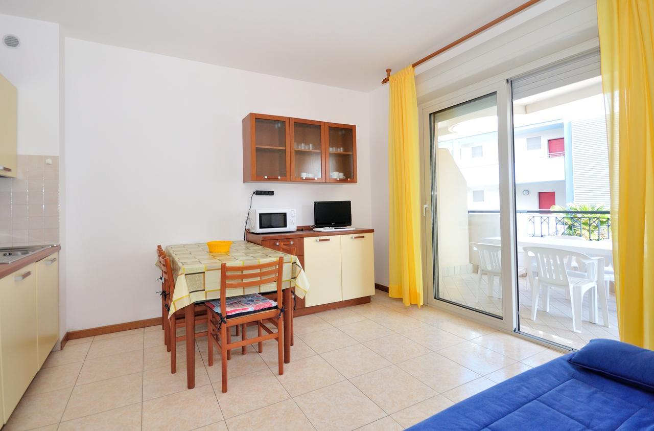 Residence Millennium Bibione Exterior foto